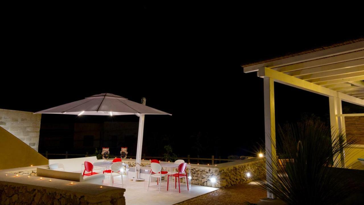 Le Suites Del Carrubo Favignana Exterior foto