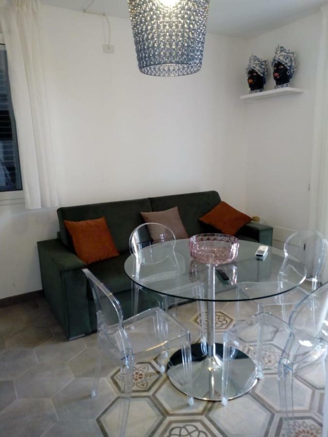 Le Suites Del Carrubo Favignana Exterior foto