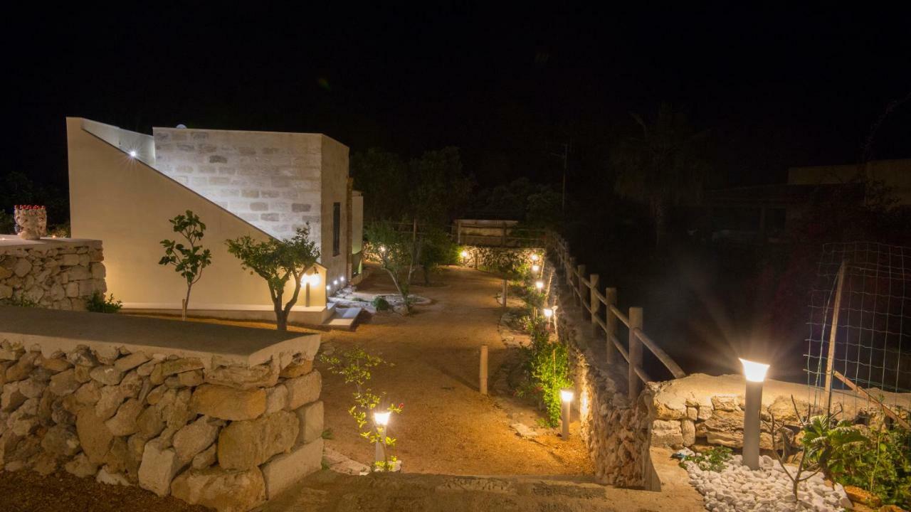 Le Suites Del Carrubo Favignana Exterior foto