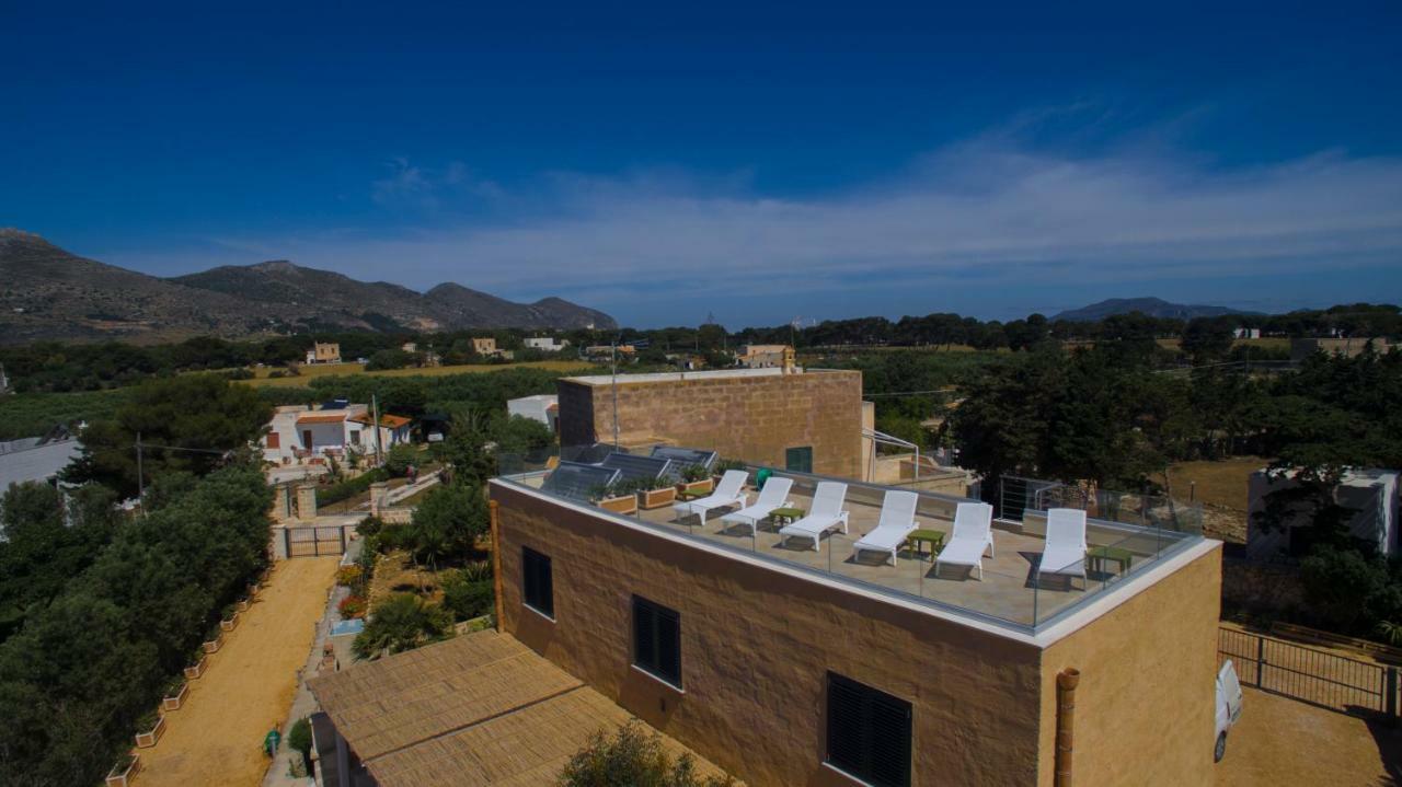 Le Suites Del Carrubo Favignana Exterior foto