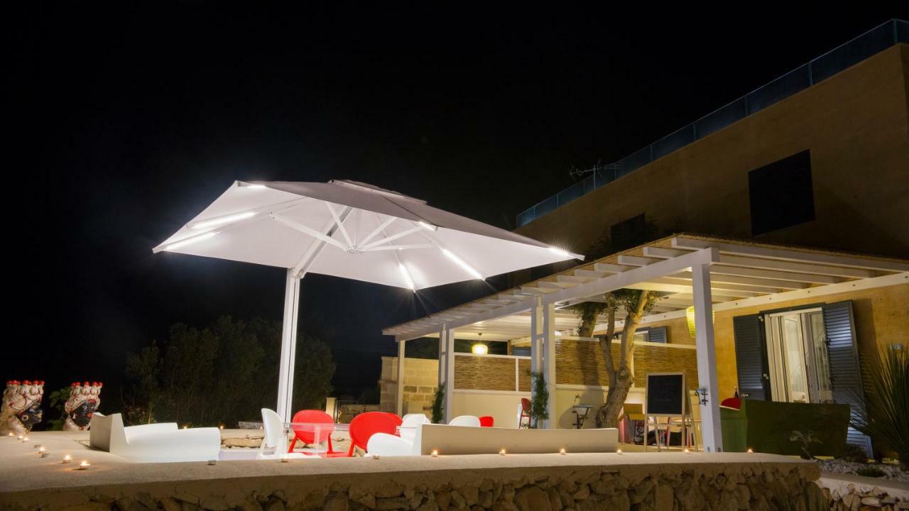 Le Suites Del Carrubo Favignana Exterior foto