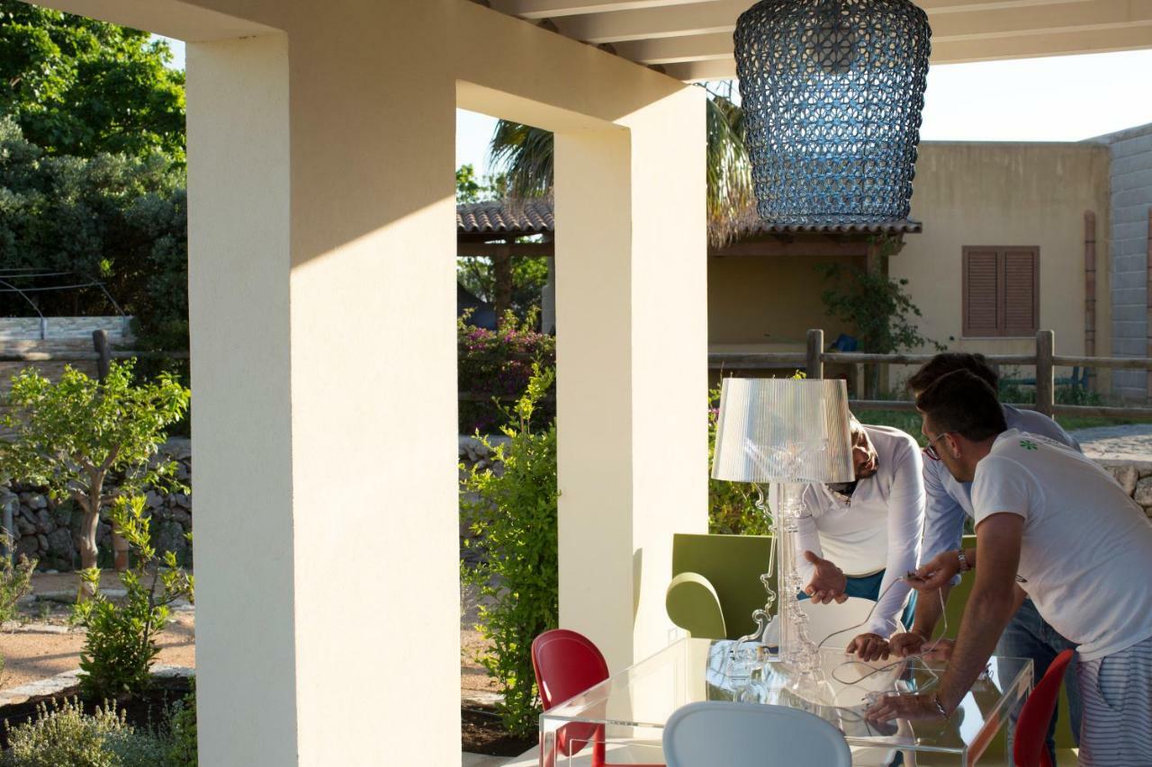 Le Suites Del Carrubo Favignana Exterior foto